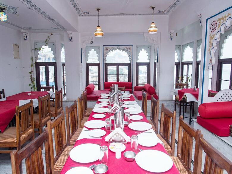 Oyo 10319 Hotel Pichola Haveli