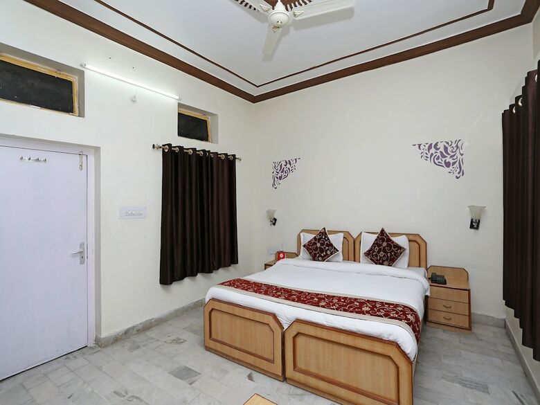 Hotel Oyo 10936 Rajasthan Resort