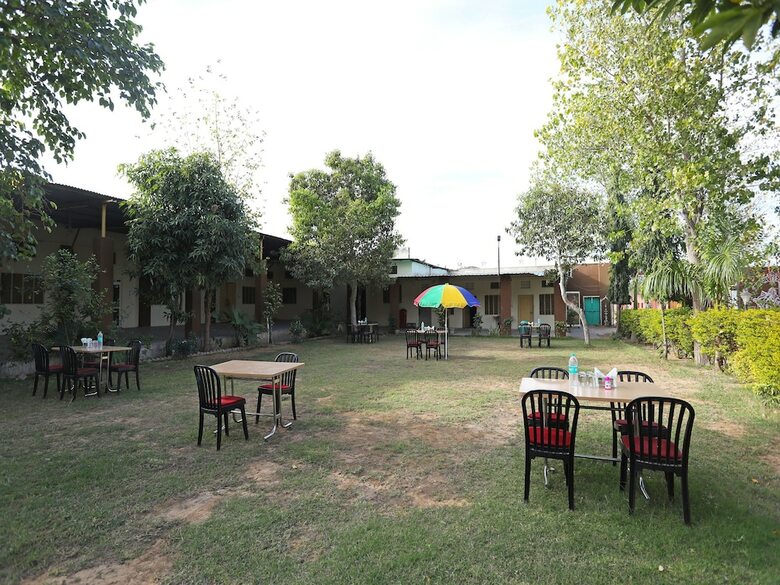 Hotel Oyo 10936 Rajasthan Resort