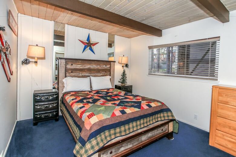 Lakefront Cottage