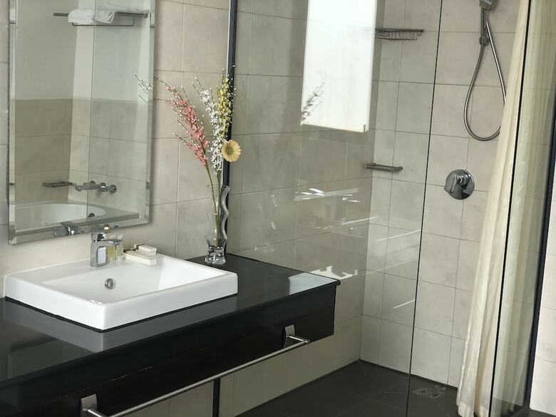 Syphon Hotel & Apartment