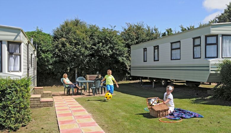 Howells Leisure Fishguard Holiday Park - Caravan Park