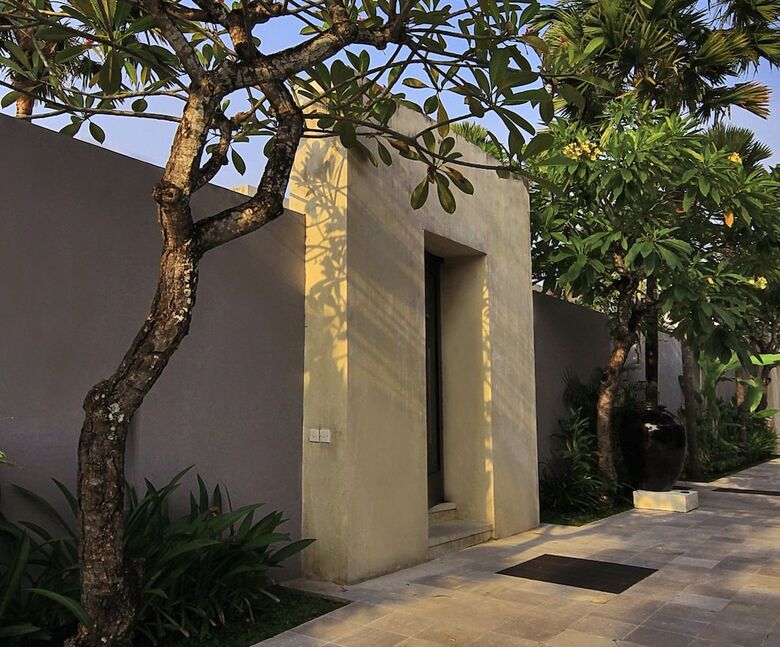 Apartamento The Seminyak Suite - Private Villa - By Astadala