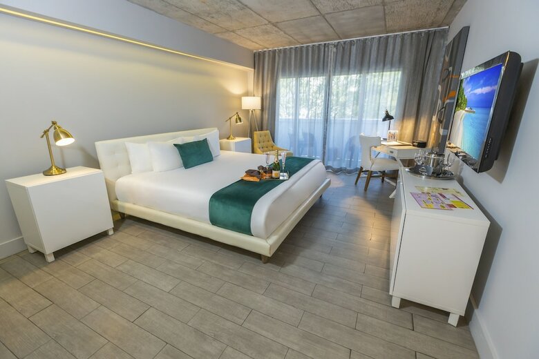 Riviera Hotel South Beach, A South Beach Group Hotel