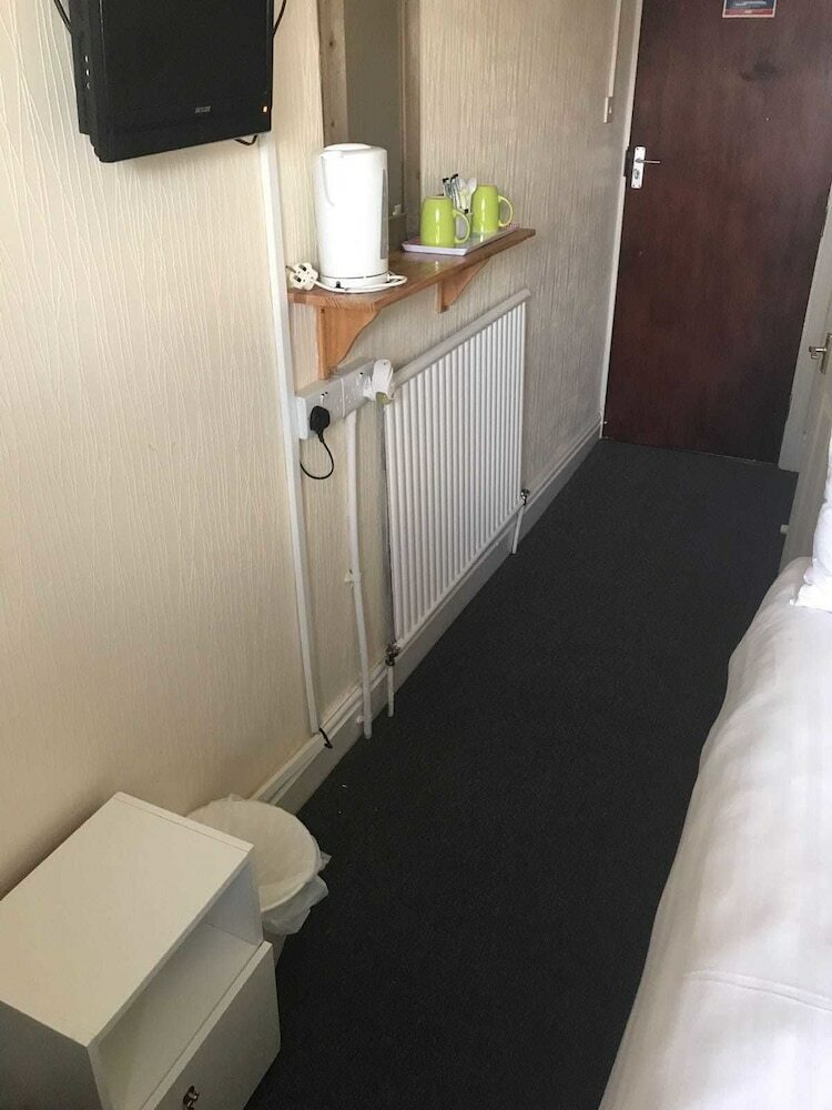 Hotel Coastal Roomz