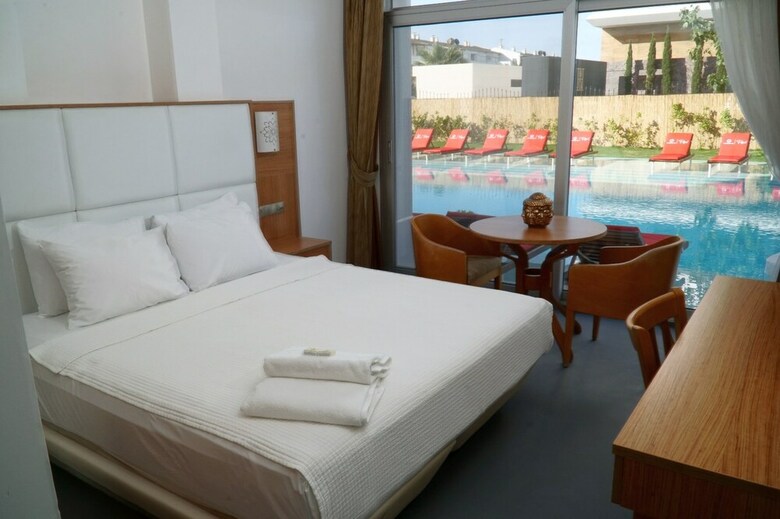 Rooms Bohemian Hotel