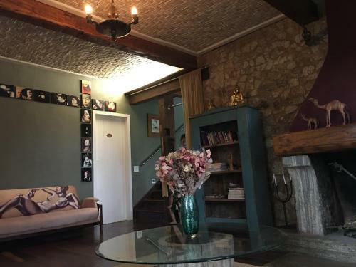 Hostal Pousada Casa Das Fontes
