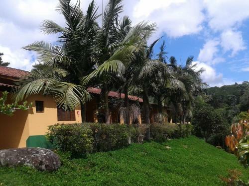 Hostal Pousada Recanto �guas Vivas