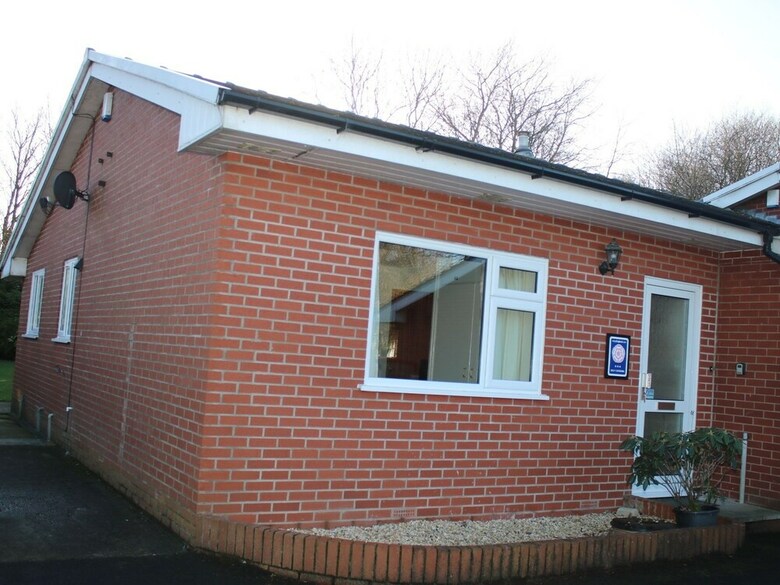Redwings Lodge