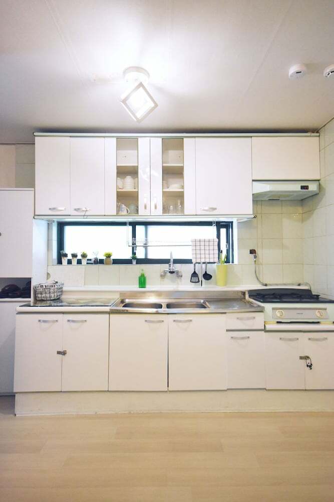 Apartamentos Elly Guest House 1