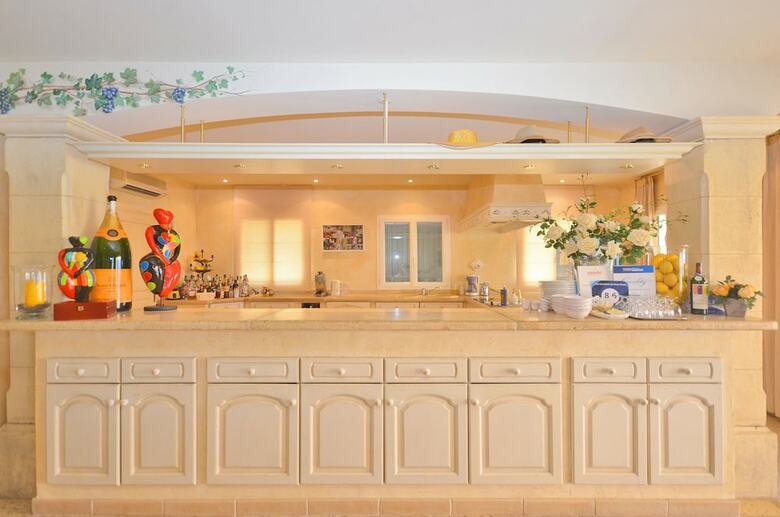 Hotel Les Cavaliers De Saint Paul B&B