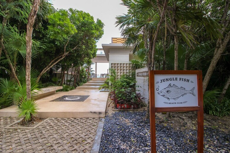 Luxury House Steps Away From Akumal Beach By Olahola