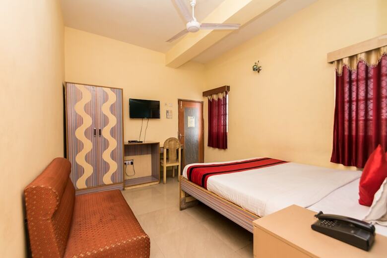 Hotel Oyo 1238 Near Park Circus