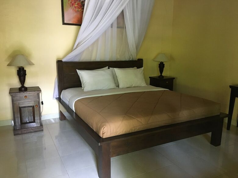 Cafe Wayan & Cottages