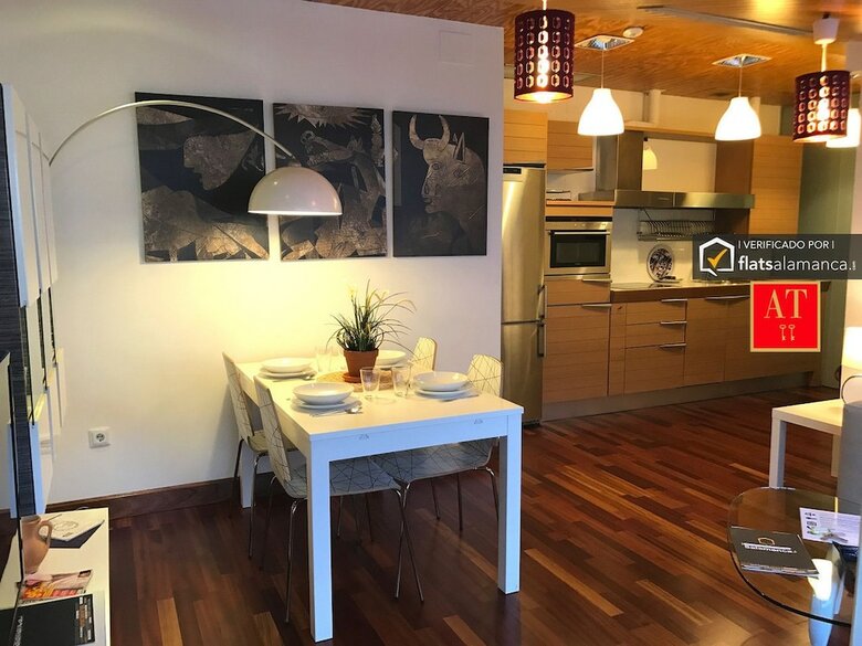 Apartamentos Homy Flat ?tico Prior
