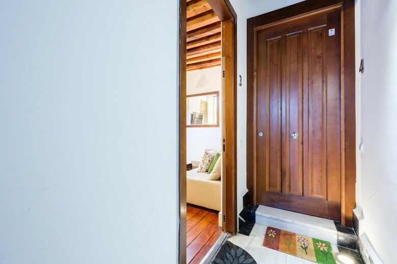 Apartamentos Con Patio Junto A La Catedral By Toledo Ap
