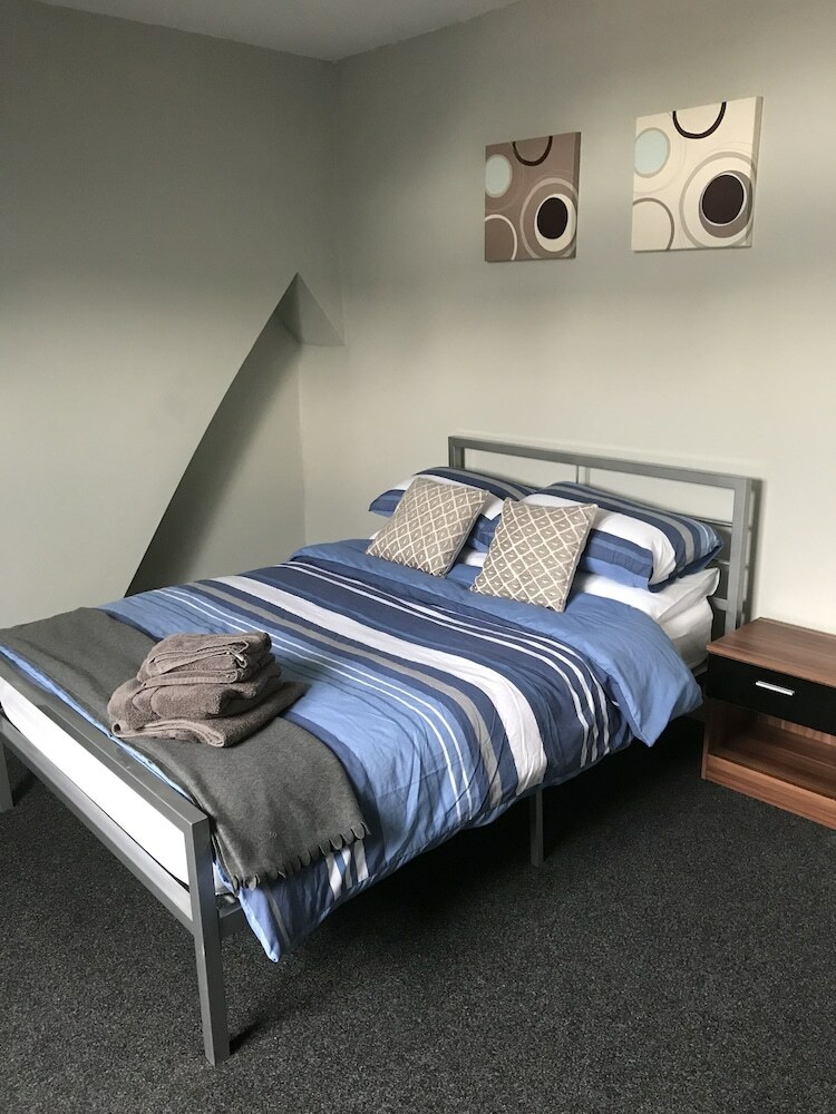 Old Trafford Apartment