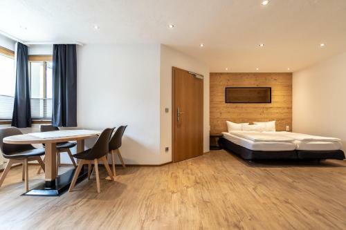 Hotel Dirsch