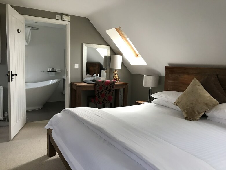 Crouchers Hotel