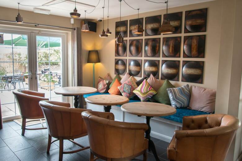 Crouchers Hotel