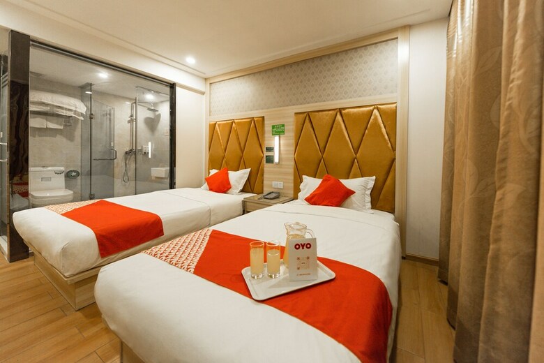 Oyo 8011 Hotel