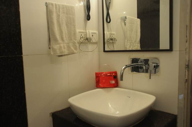 Hotel Oyo 3049 Near Railway Station
