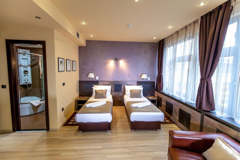 Apartamentos Amarilis 717