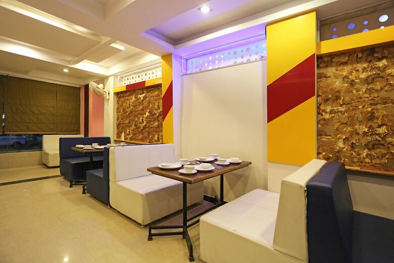 Oyo 10733 Hotel Kingdom Of Sai