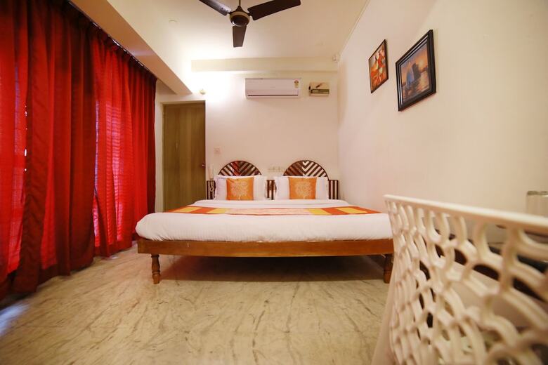 Oyo 5344 Hotel Oasis