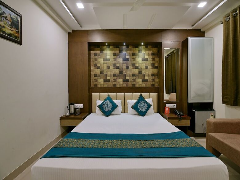 Oyo 4119 Hotel King Palace
