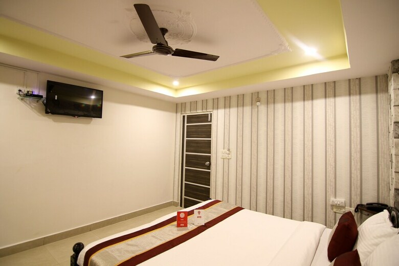 Hotel Oyo 9207 Chakri Guest House