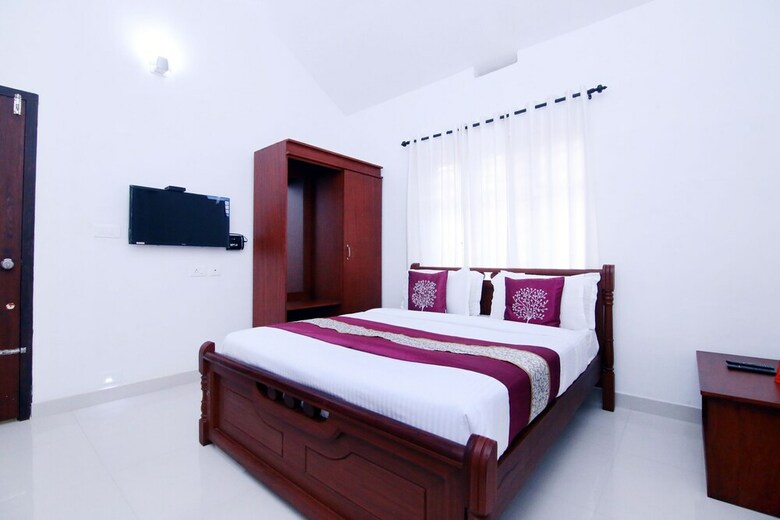 Hotel Oyo 10714 Grass Land Holidays