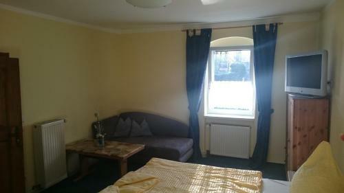 Hostal Gastst�tte & Pension Zur Heimat