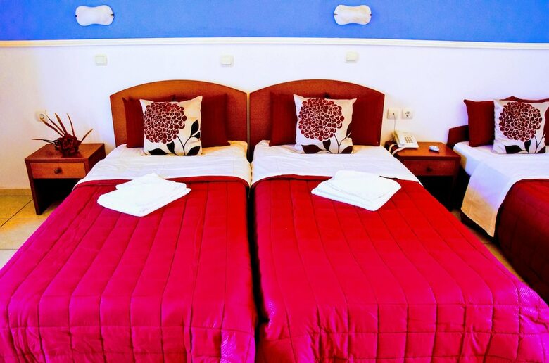 Apartamentos Yiannis Manos