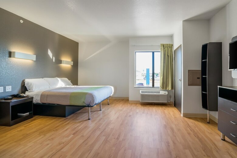 Aparthotel Studio 6 Buda, Tx