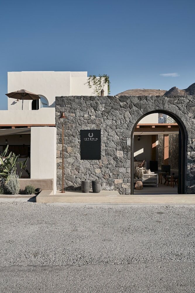 Istoria Hotel