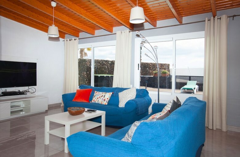 Villa Jessica Suites