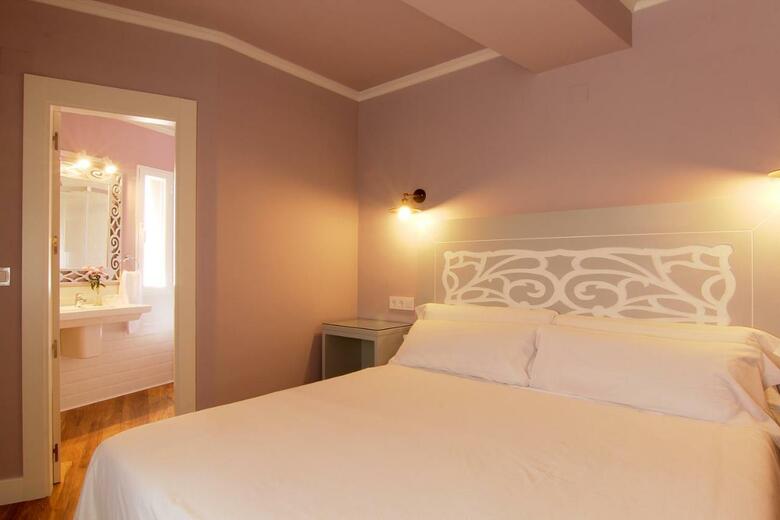 Hostal Los Casta�uelos