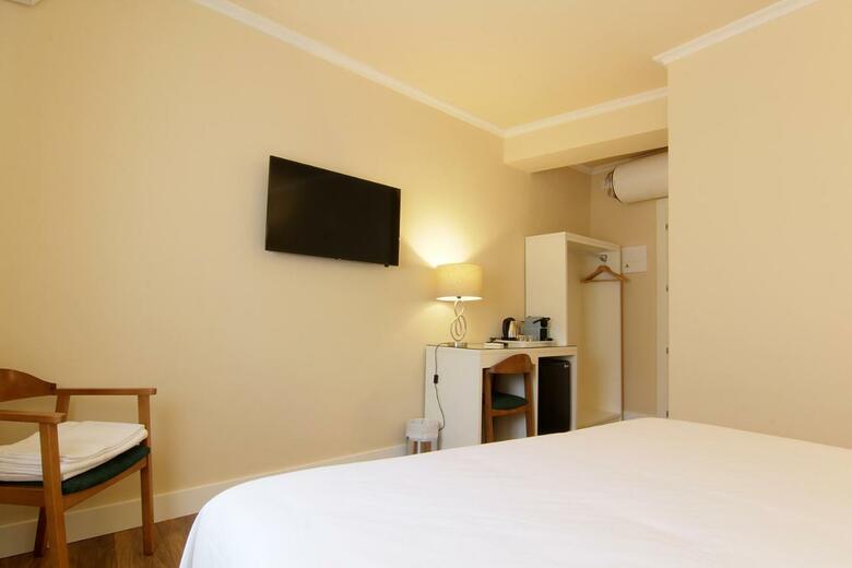 Hostal Los Casta�uelos