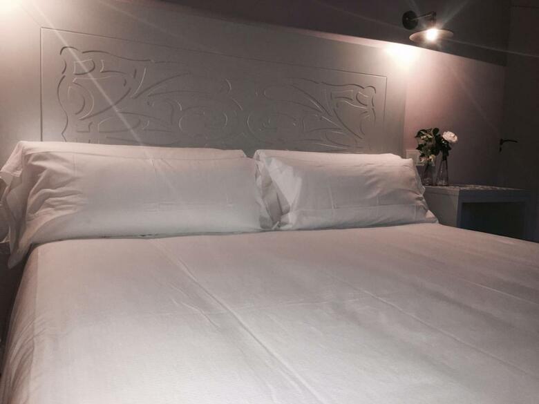 Hostal Los Casta�uelos