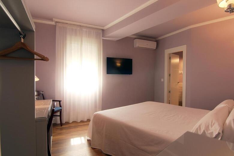 Hostal Los Casta�uelos