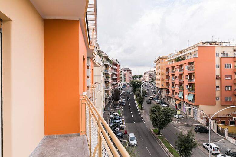 San Pietro Vatican Apartments