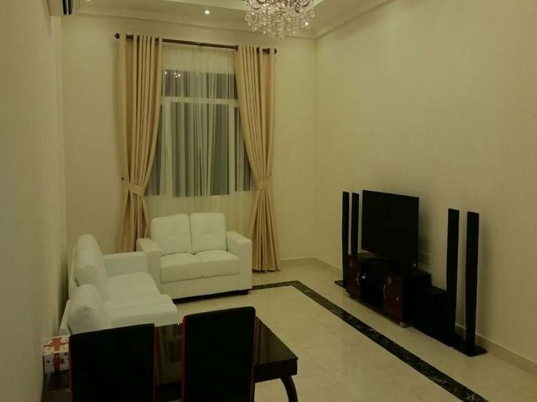 Aparthotel Grand Plaza Apartments 1