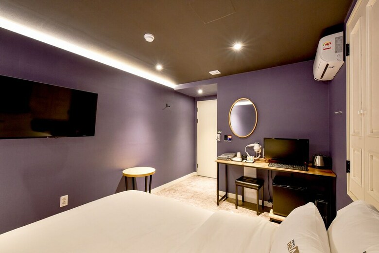 Hotel The M