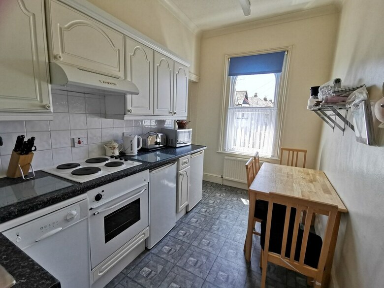 Fernhurst Holiday Apartments