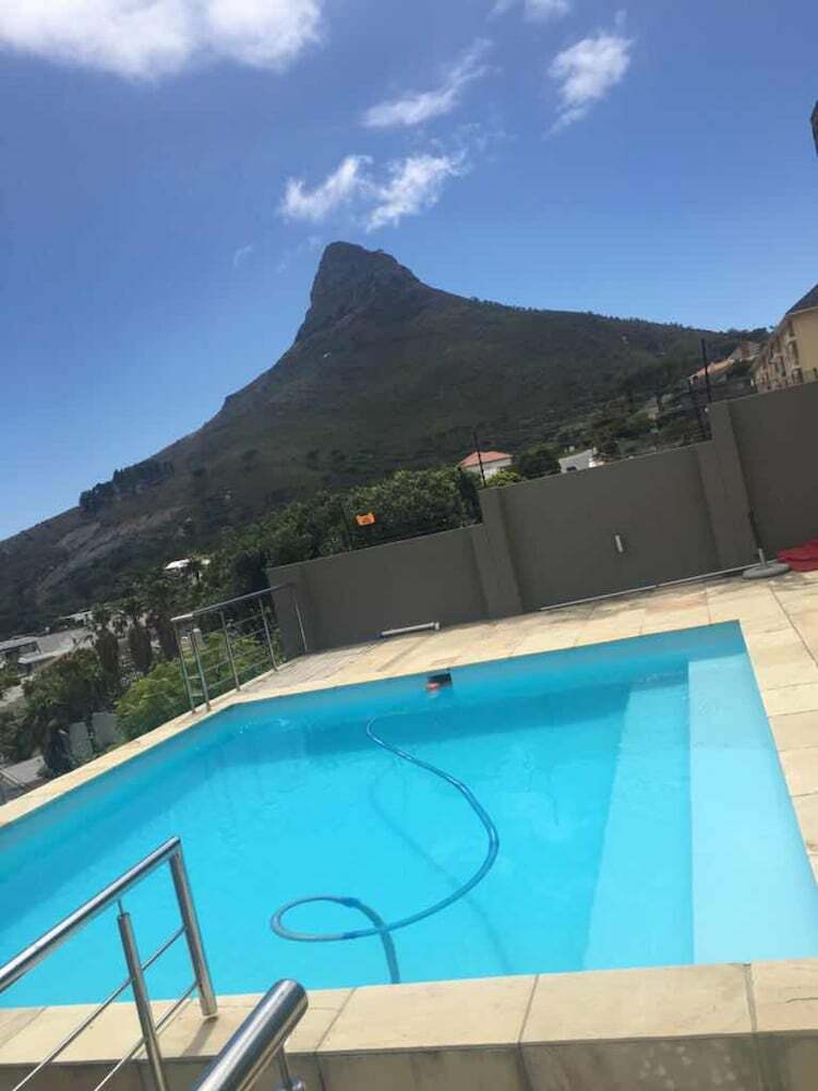 Villa House Havana Camps Bay