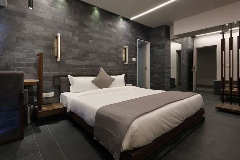 Hotel Carrefour