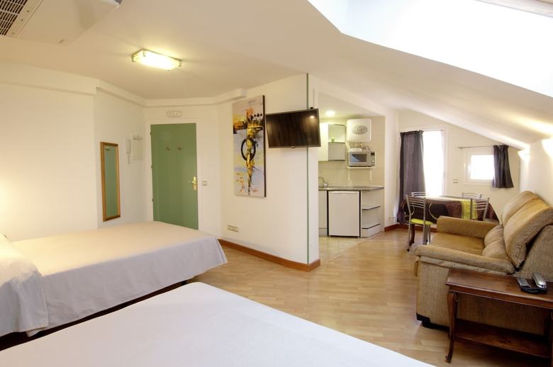 Hotel Apartamentos Aralso