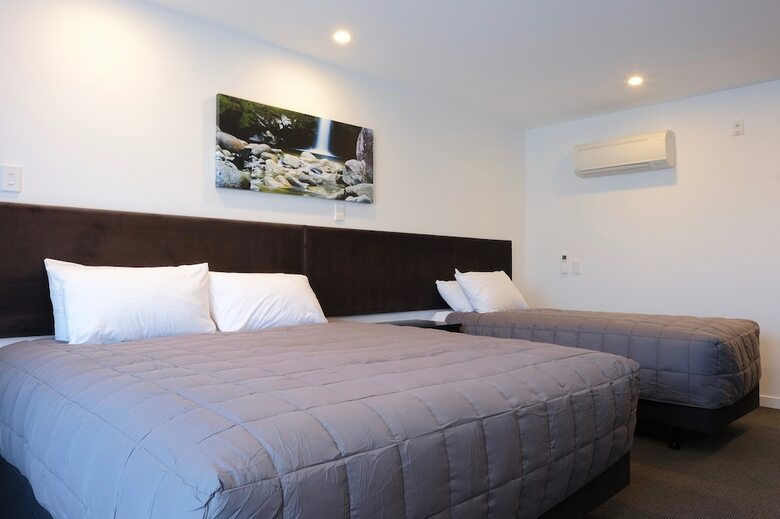 Hotel Stopforths Premium Accommodation