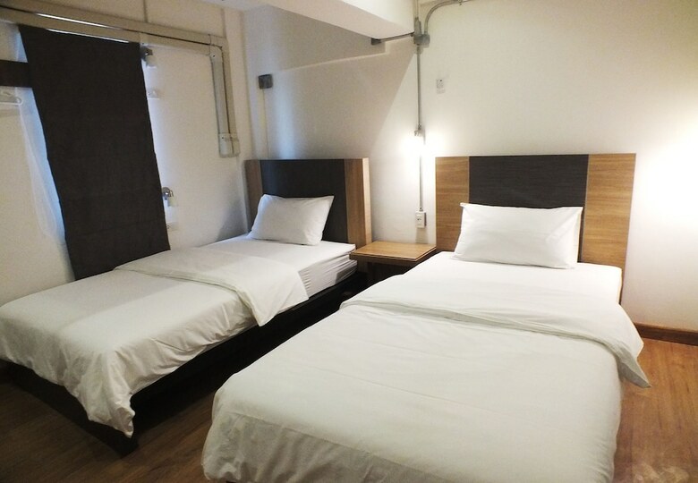 Hostal 09 Hostel